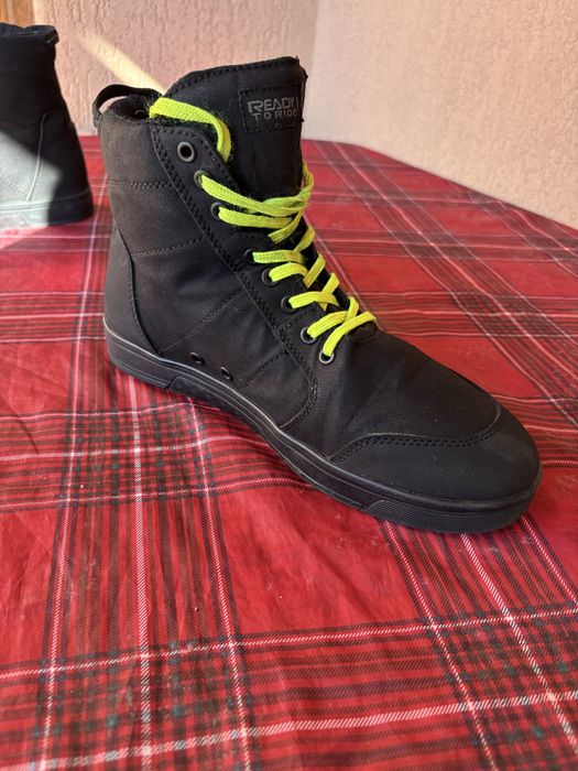 Vând Cizme de motociclete Ozone Town, negru 43