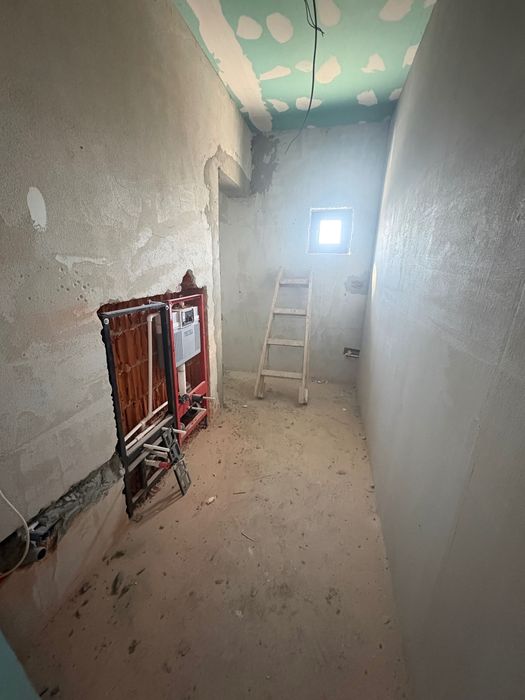 Apartament cu două camere de vânzare în Beiuș