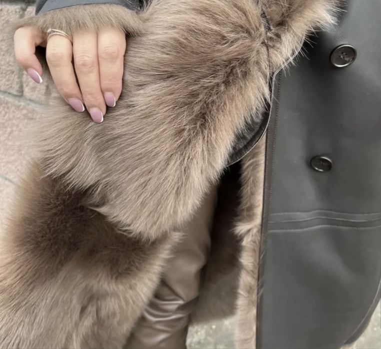 Продам дубленку мех тоскана