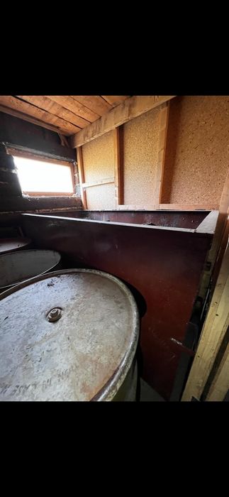 Продам  емкость металлическую