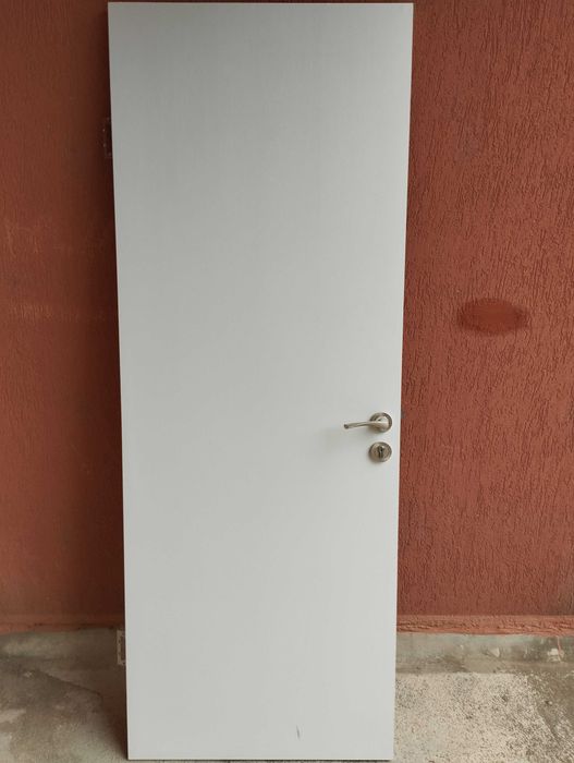 Интериорни врати