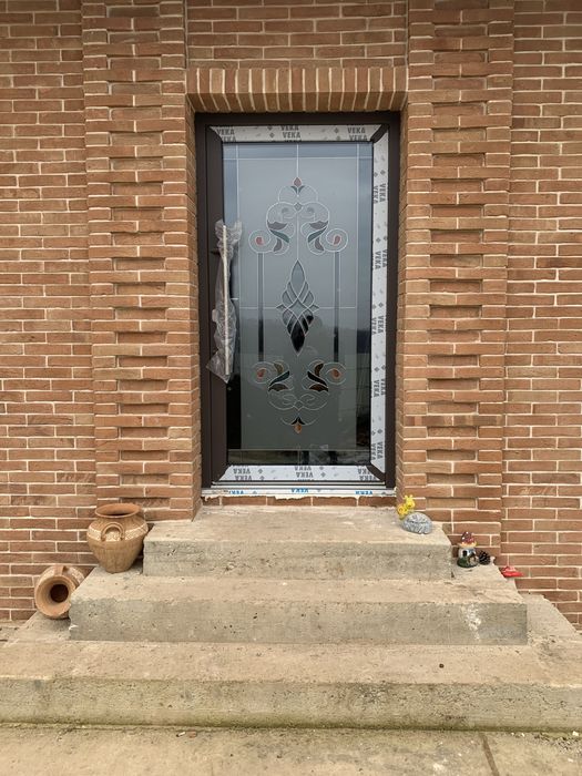 Casă din cărămidă  Zona Lebăda Rai