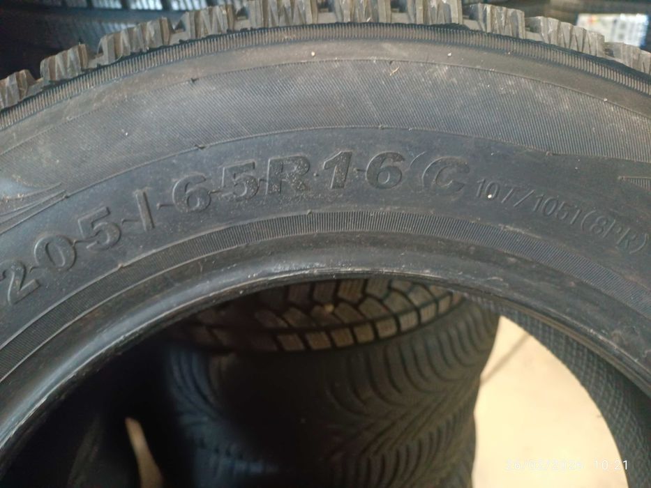 2бр.всесезонни гуми 205/65/16C Berlin