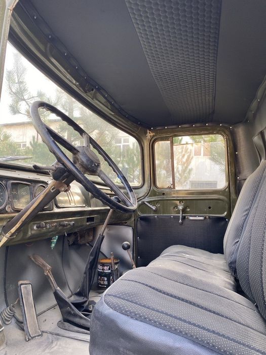 Зил сотилади холати яхши.