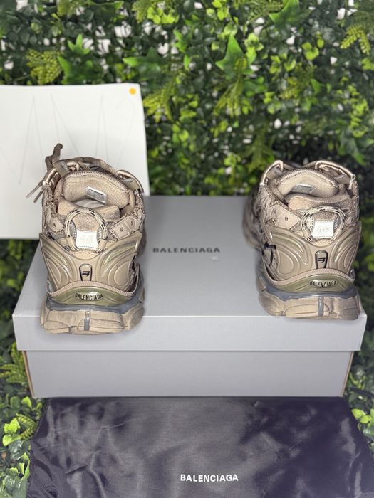 Adidași/Sneakers Balenciaga Runner graffiti edition