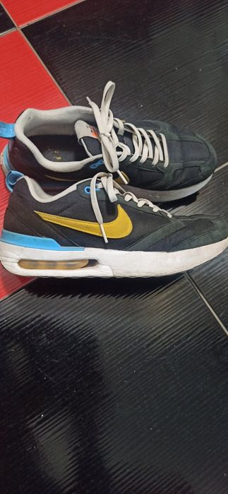 Маратонки Nike 38,5 размер