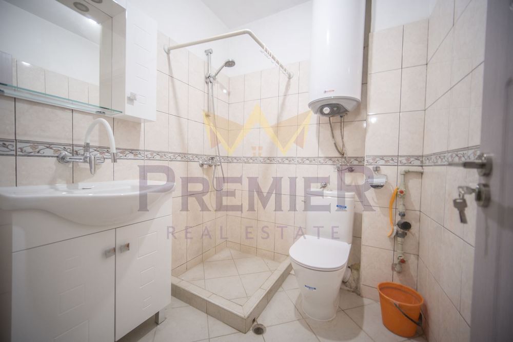 Дава се под наем Двустаен апартамент в Варна, Колхозен пазар - 76 кв.м за 306 € - Снимка #7