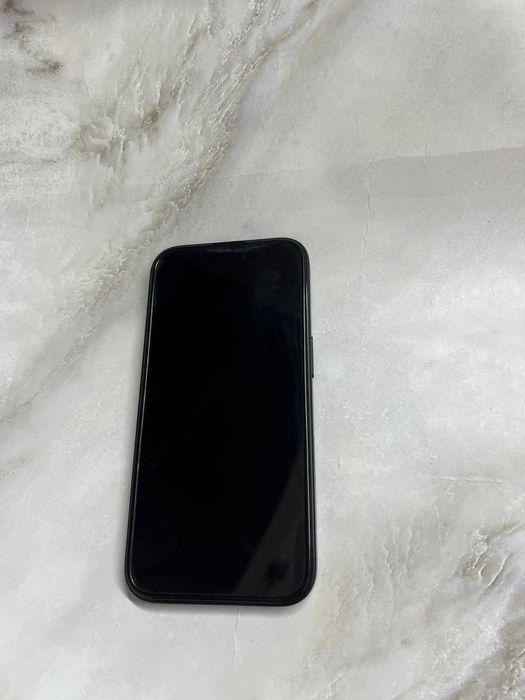 Apple iPhone 16 (Шетпе) Лот-102/1357