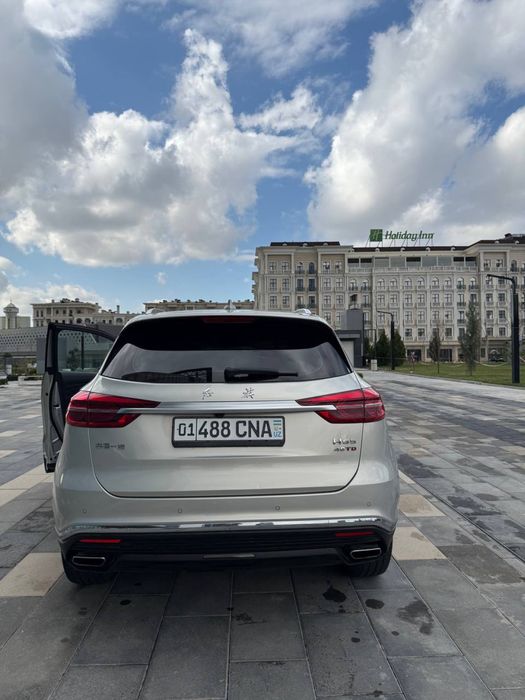 Hongqi HS5 Flag 2 Turbo(14% KREDIT)