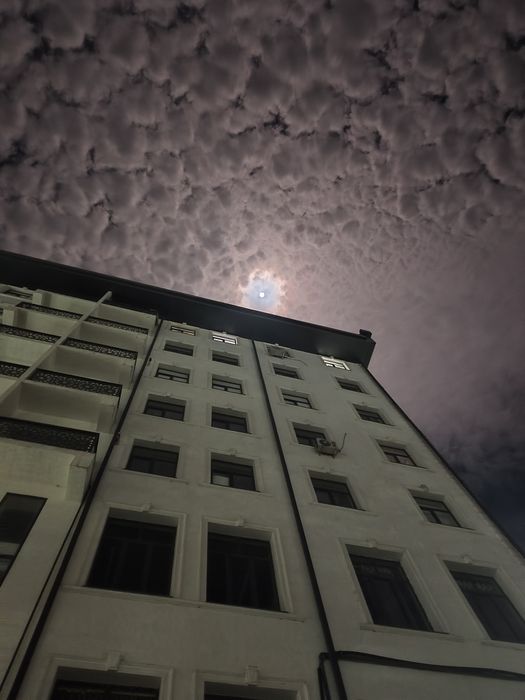 Dream houseda (eski soat o'rni) tayyor mebel taxnikasi bilan xonadon