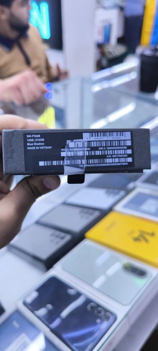 samsung Z flip 7 12/512 Blue Shadow