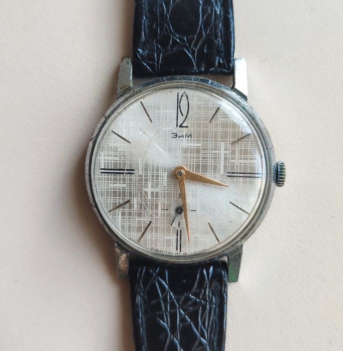 Ceasuri Vintage de vânzare USSR: SLAVA, POBEDA, WOSTOK, ZIM, POLJOT