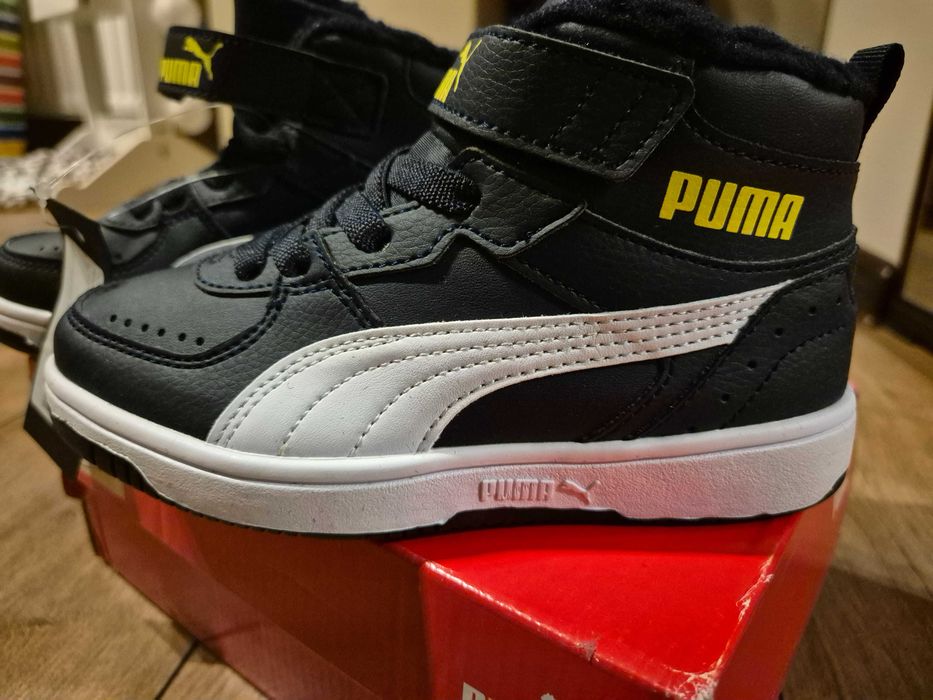 Чисто нови Детски  зимни  боти Puma 30 номер