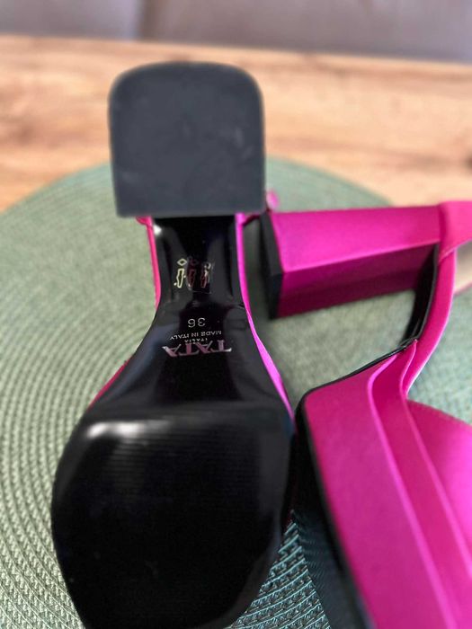 Сандали Tata Italia, №36 и обувки Casadei, №36,5