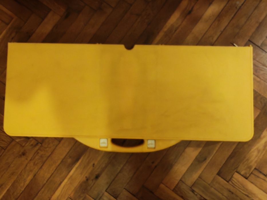 Сгъваема къмпинг маса с 4 стола