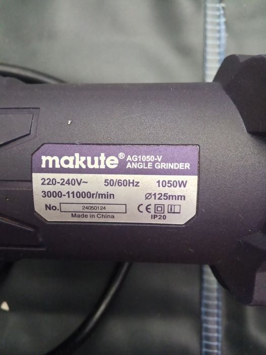 Продам болгарку 125