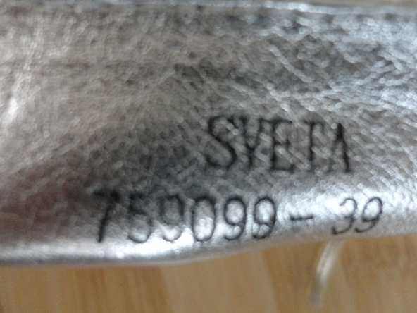 Cizme Sveta NOI trei sferturi din piele fina marimea 39