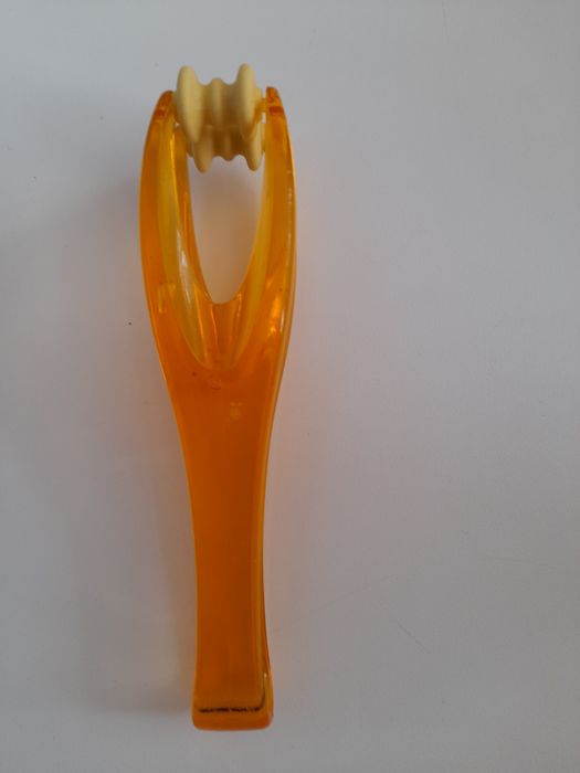 Массажёр для рук.