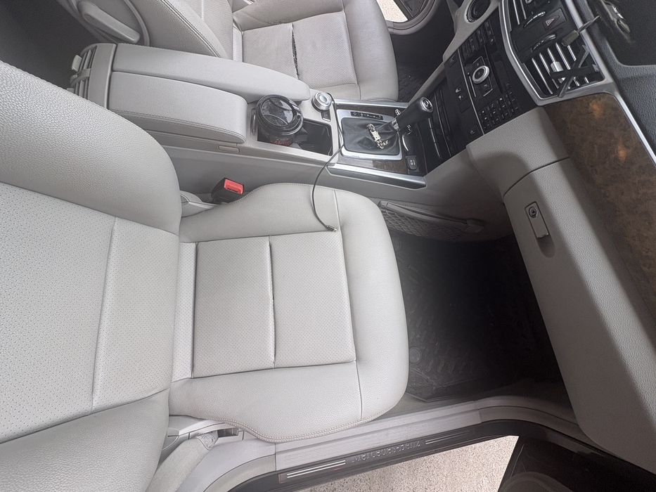 MERCEDES-BENZ E-Class 2010 — imagine 5