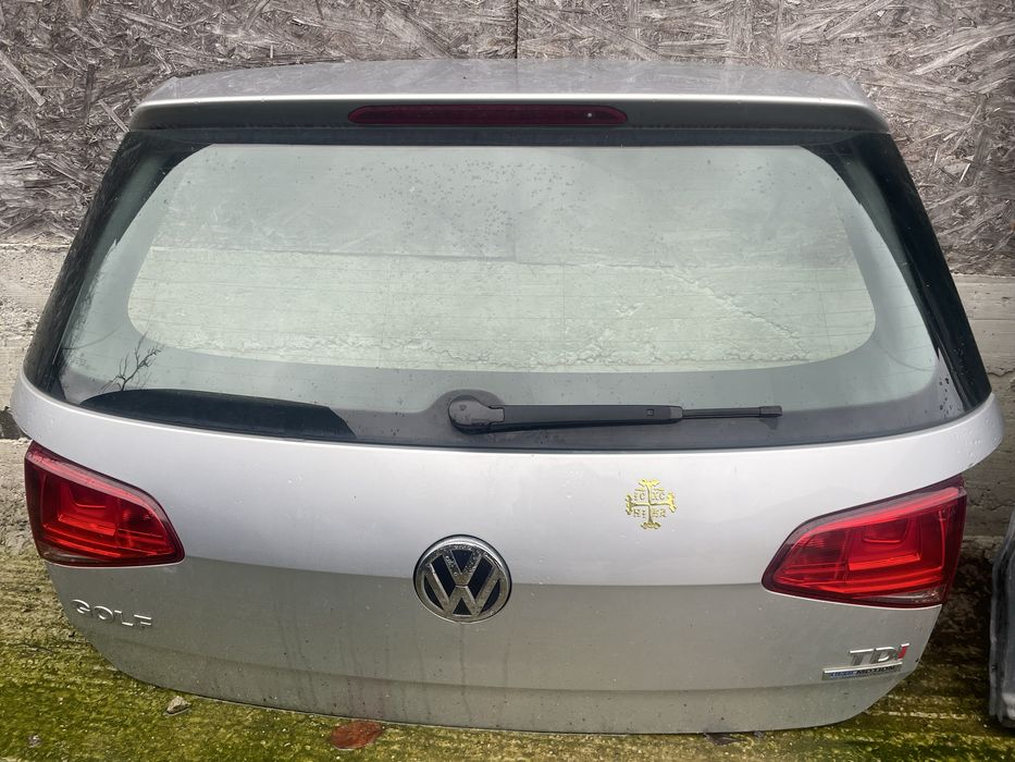 Haion Vw Golf7 culoare LA7W