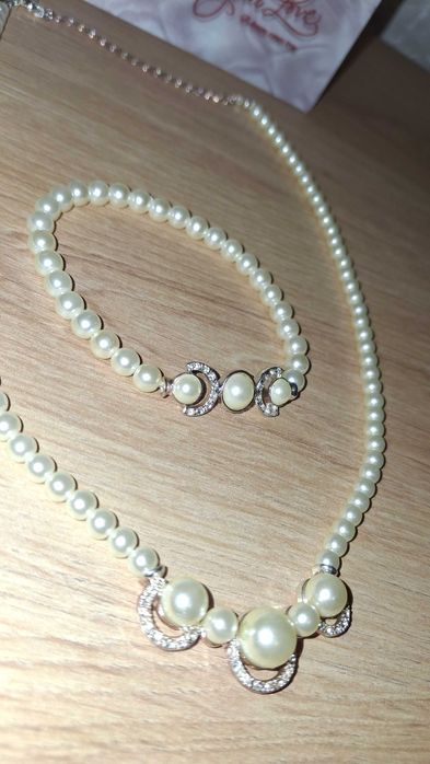 Перли комплект колие и гривна