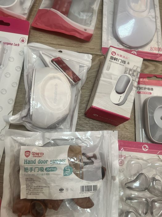 Lot produse de siguranta pentru bebe si copii, diverse protectii