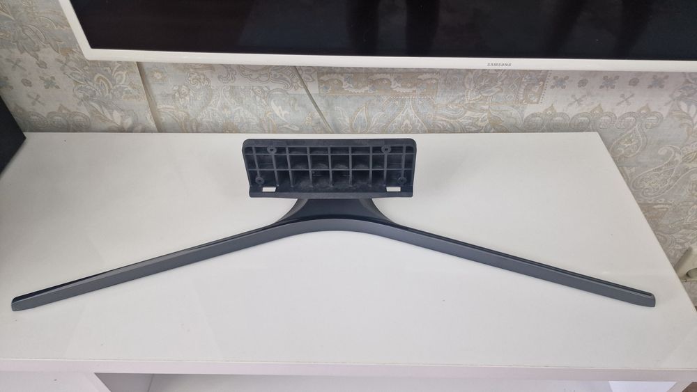 Подставка для телевизора