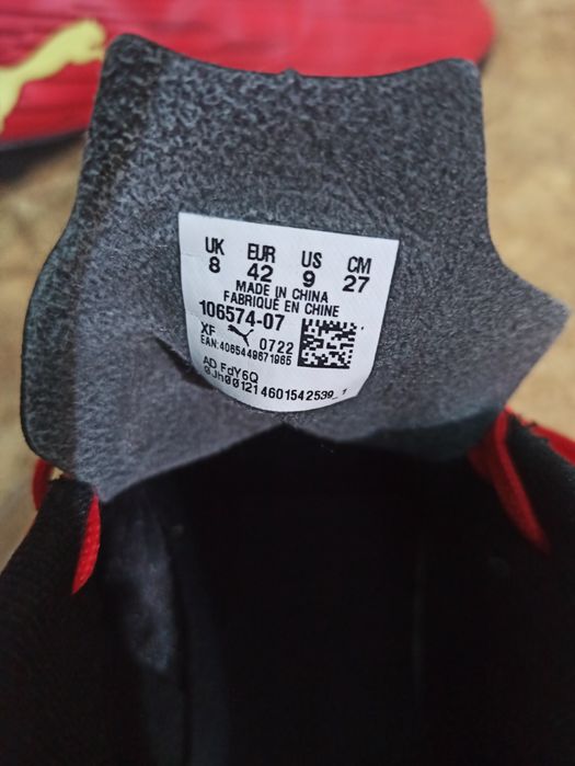 Продам бутсы оригинал Пума