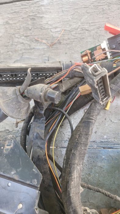 Эбу компьютер гольф3 Ауди пассат