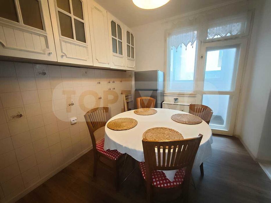 Дава се под наем Тристаен апартамент в Варна, Лятно кино Тракия - 100 кв.м за 510 € - Снимка #3