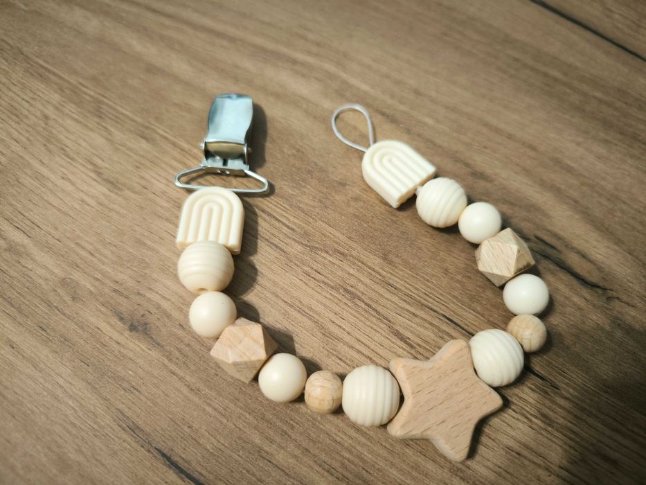 Силиконов клипс за биберон или гризалка