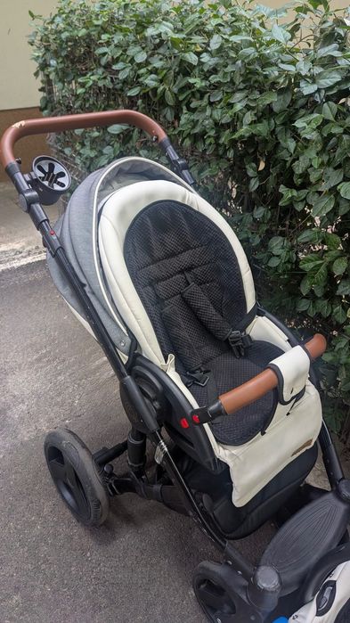 Vând Carucior 3 in 1 Krausman Nexxo, stare foarte bună, complet, Alb