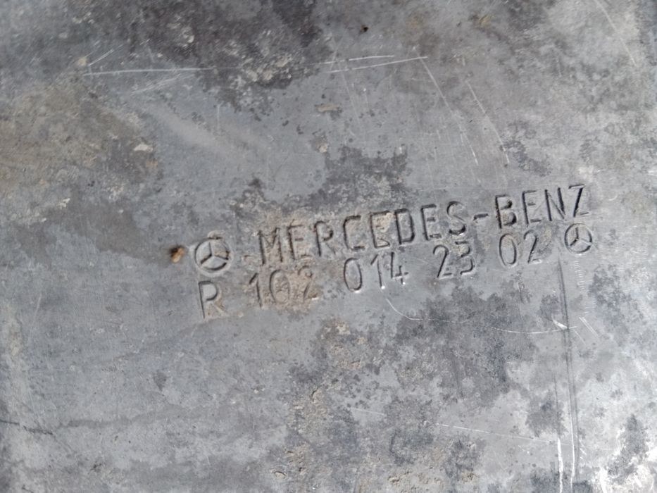 М102 Поддон Мерседес