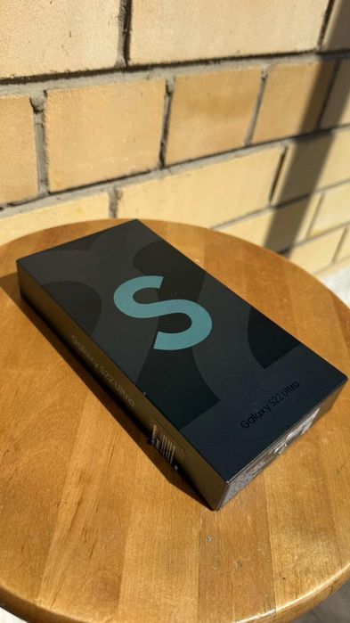 Поодам Samsung S22 Ultra 256gb