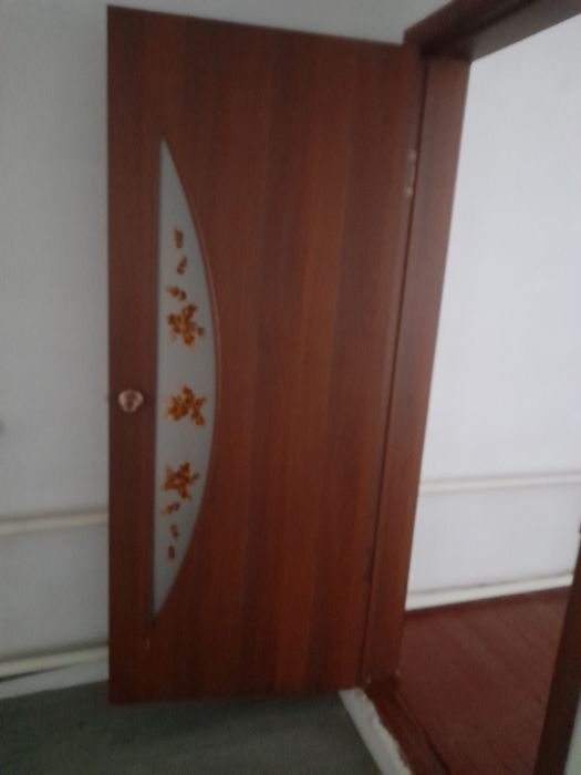 Продам межкомнатные двери