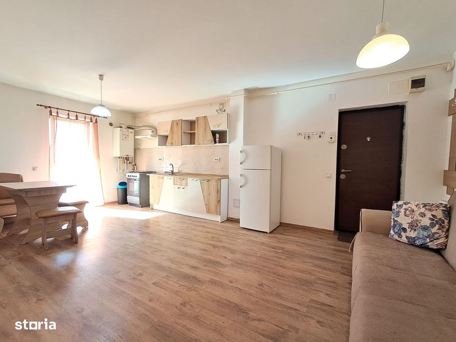 Apartament 2 camere,et.2,parcare Str.Eroilor Floresti
