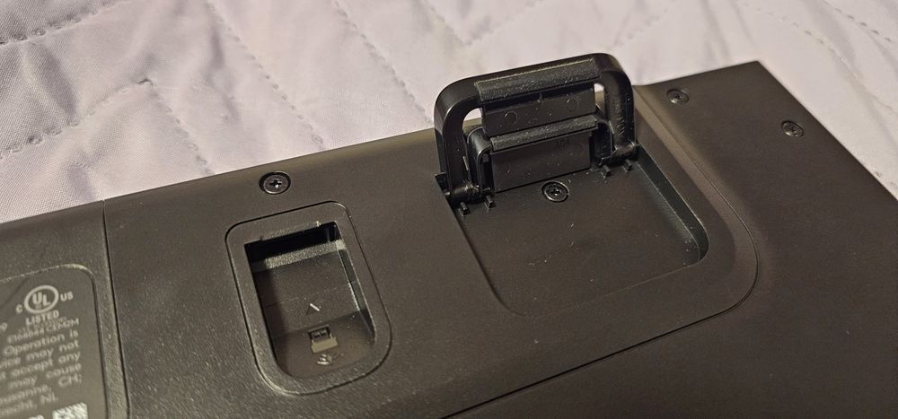 Logitech G915X lightspeed. Механична безжична геймърска клавиатура