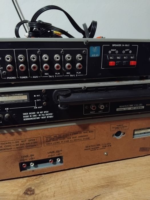 Linie Akai Vintage