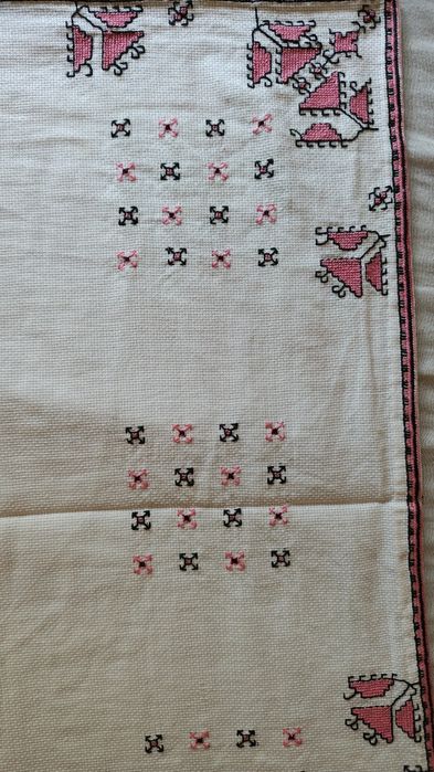 Продавам стари покривки