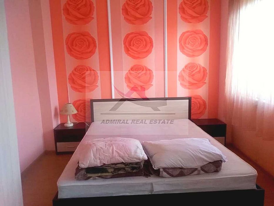 Дава се под наем Двустаен апартамент в Варна, Център - 65 кв.м за 400 € - Снимка #1