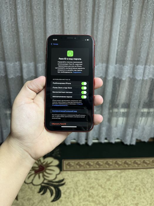 IPhone XR Red 128 gb