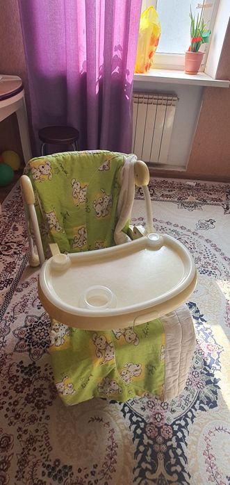 Стульчик для кормления