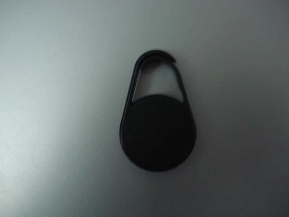 Breloc pendativ  cu tocuh screen functie de ceas  / calendar