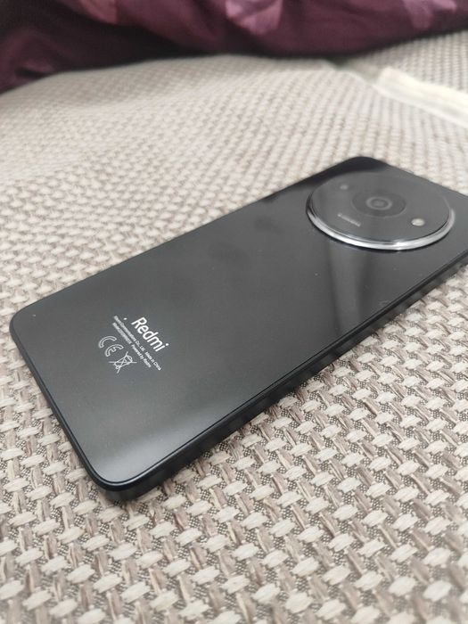 Продам смартфон Redmi A3