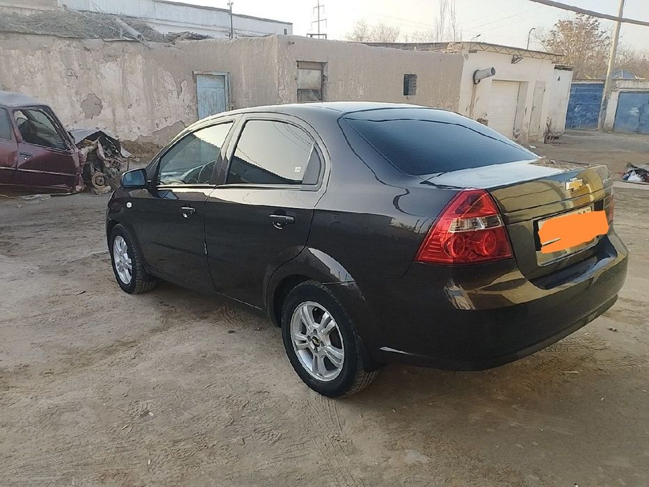 Nexia3 srochni sotiladi