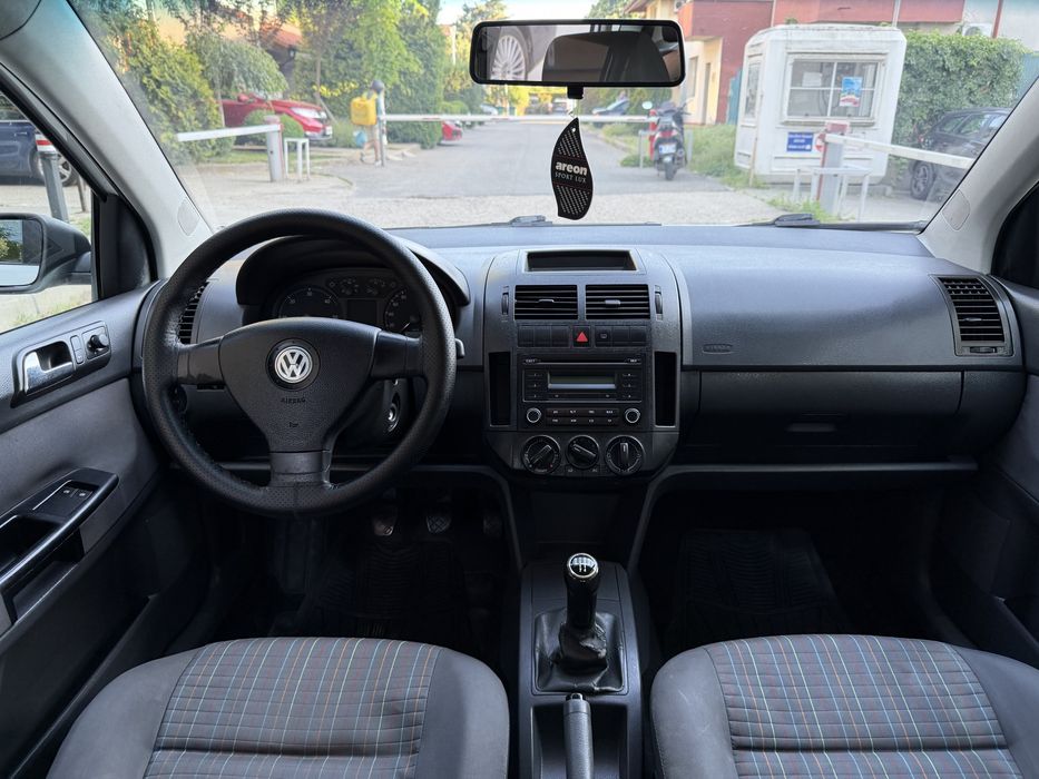 Volkswagen Polo Facelift 1 4 TDI 80CP 2009 Euro 4 AC Cauciucuri Noi M+S