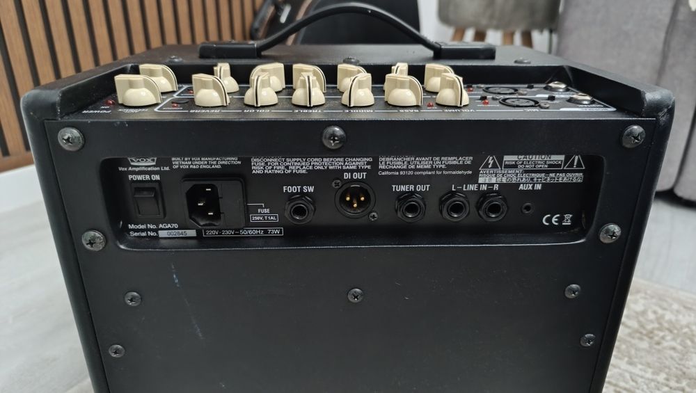 Amplificator chitară acustică Vox AGA70