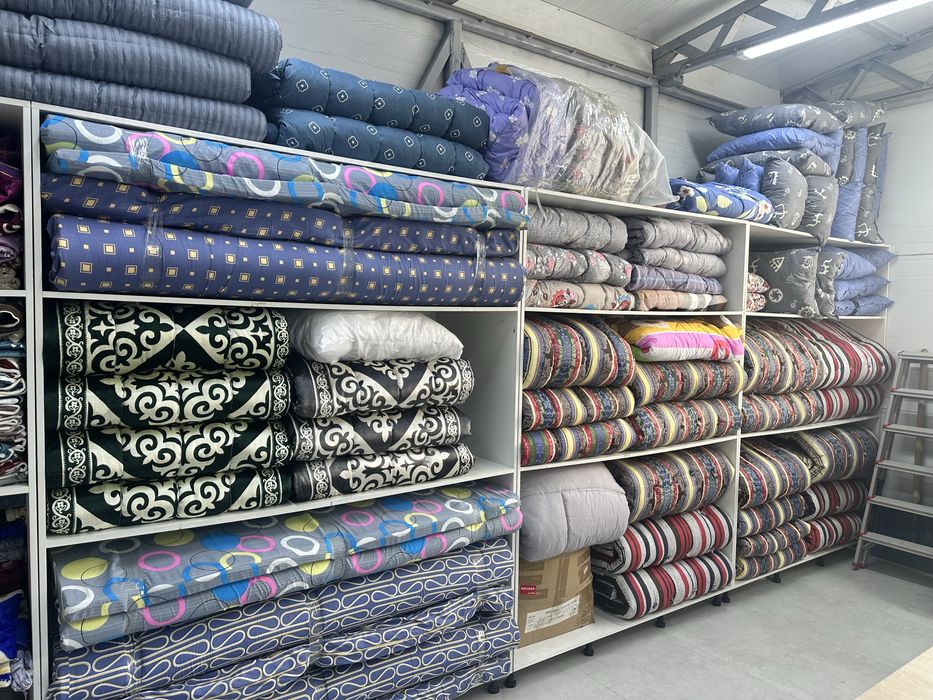 Матрасы поролоны корпеще одеяло подушки рабочий комплект