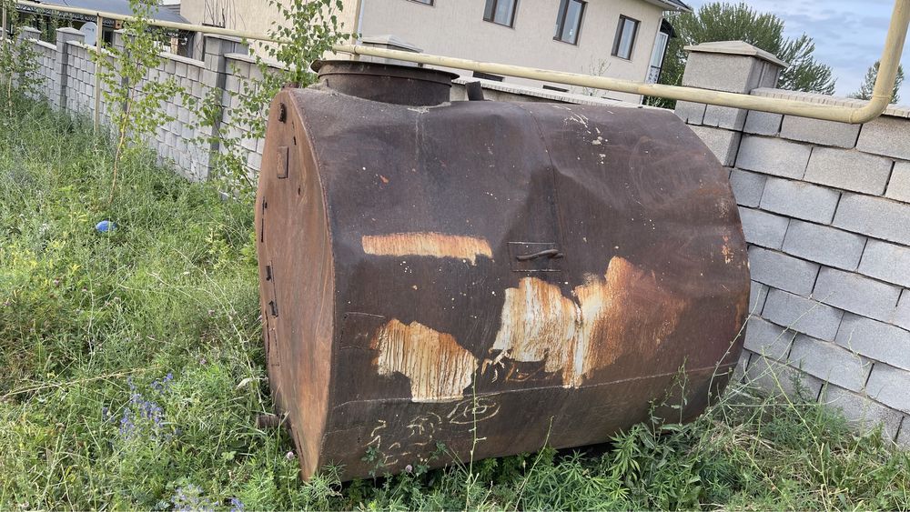 Бочка под воде, торог есть