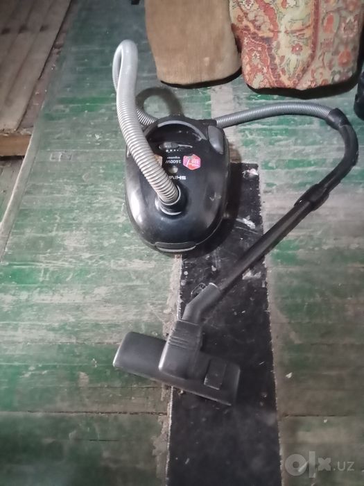 SHIVAKI 1600 w пылесос рабочая продается